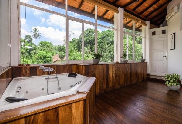 Wisdom Boutique Resort — Bathroom