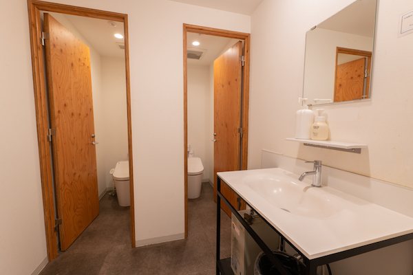 WISE OWL HOSTELS SHIBUYA — Bathroom