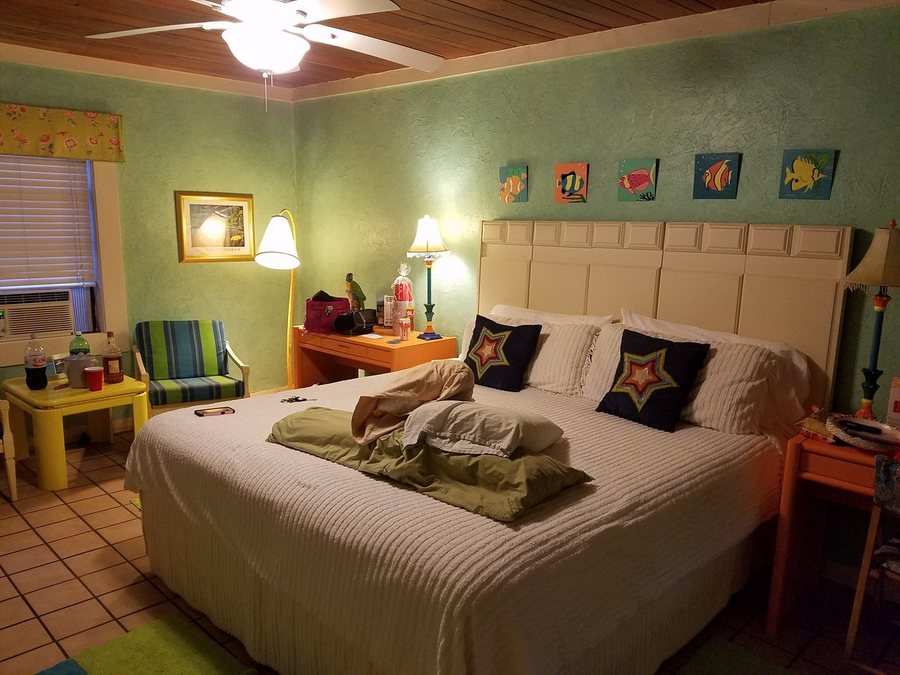 Wisteria Inn — Guest room