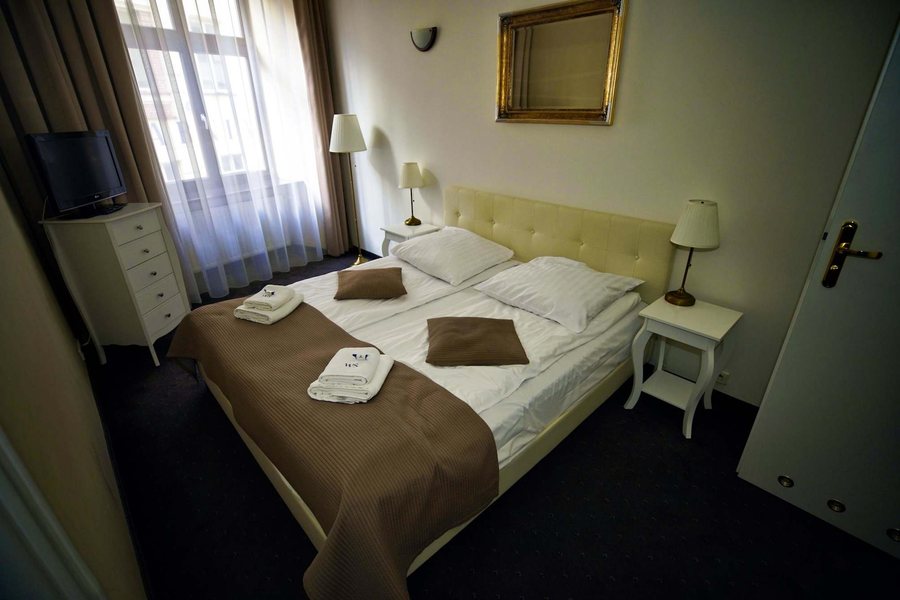 Wit Stwosz Hotel — Guest room