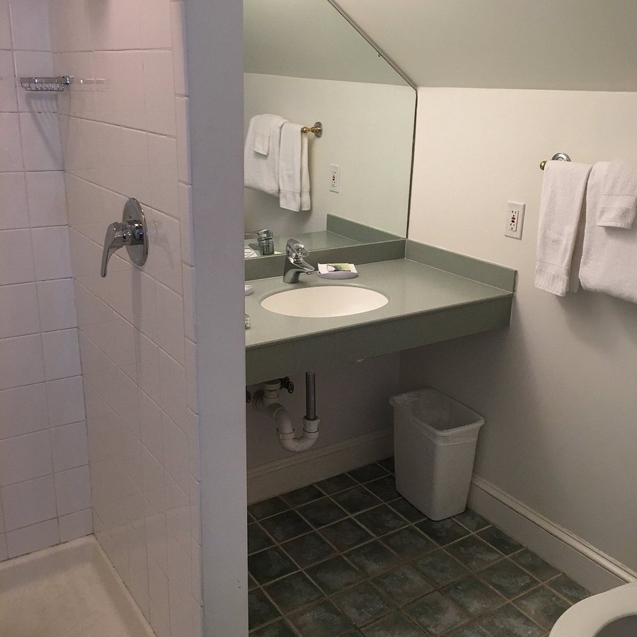 Woodley Park Guest House — Bathroom