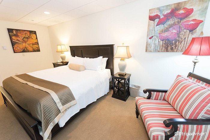 Woodloch Resort — Guest room