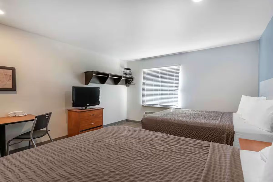 WoodSpring Suites Austin North I 35 — Guest room