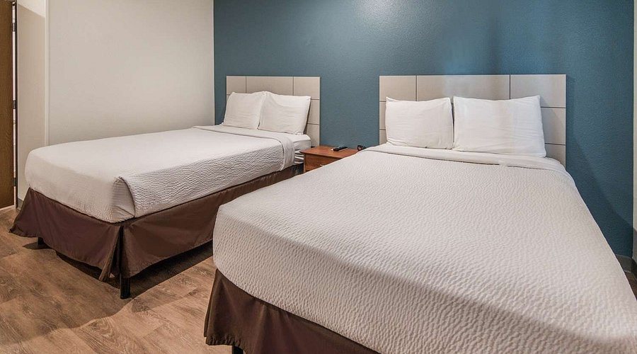 Woodspring Suites Bradenton — Guest room