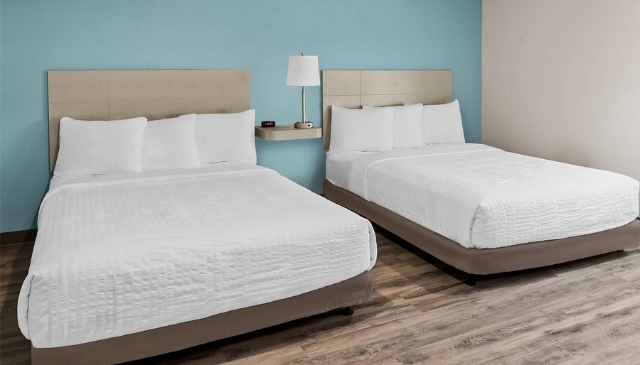 WoodSpring Suites Greenville Central — Guest room