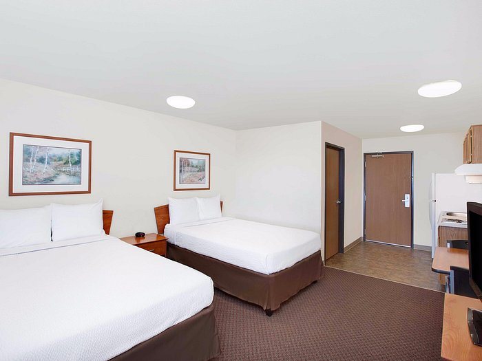 WoodSpring Suites Houston I 45 Airtex — Guest room