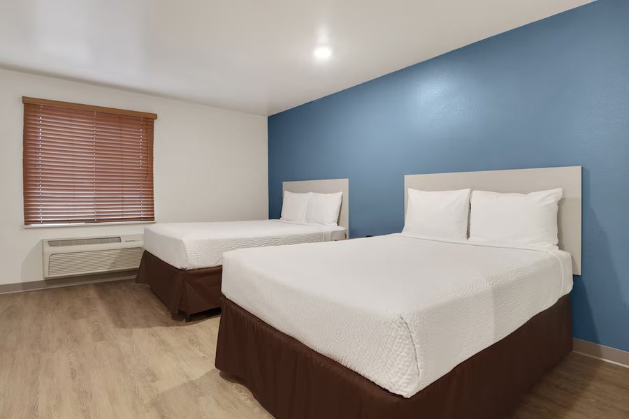 WoodSpring Suites Houston Willowbrook — Guest room