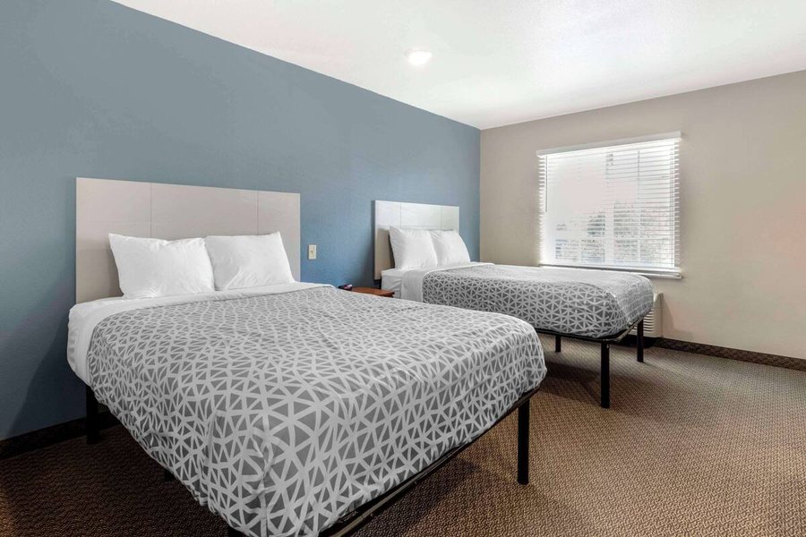 WoodSpring Suites Raleigh Northeast Wake Forest — Guest room
