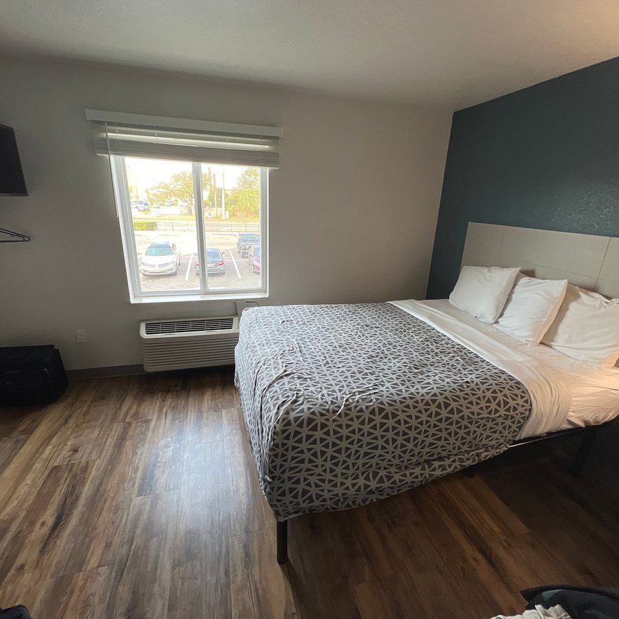 Woodspring Suites Sanford North I 4 — Guest room