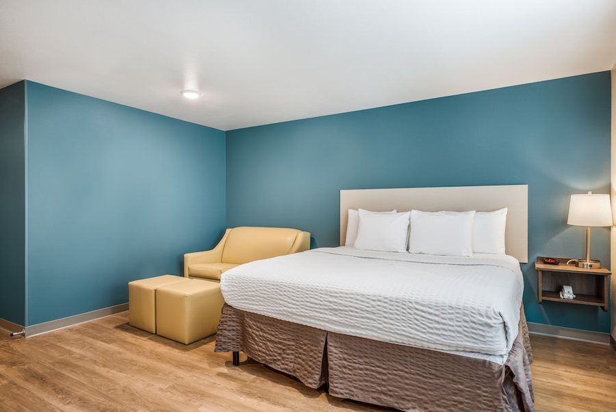 WoodSpring Suites Tyler — Guest room