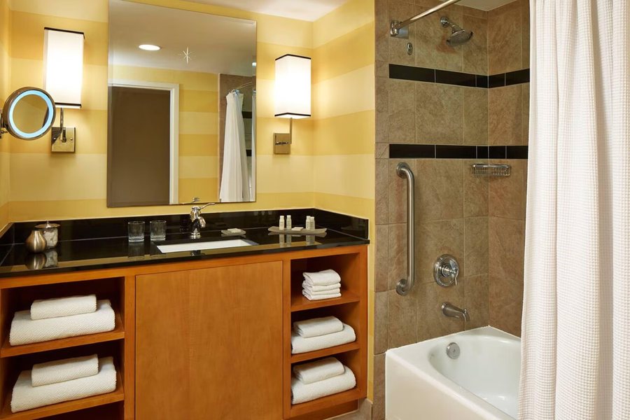 World Golf Village Renaissance St Augustine Resort — Bathroom
