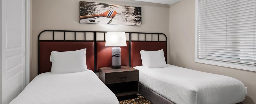 WorldMark Arrow Point — Guest room
