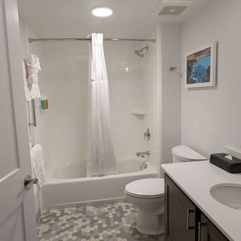 Worldmark Kihei — Bathroom