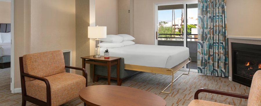 WorldMark Palm Springs — Guest room