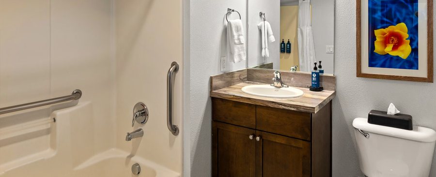 WorldMark Solvang — Bathroom