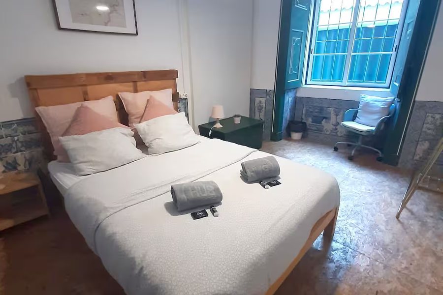 Wot Lisbon Patio — Guest room