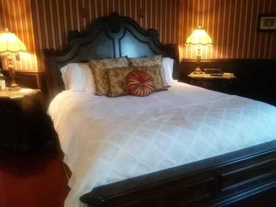 Wyatt s Hotel — Guest room