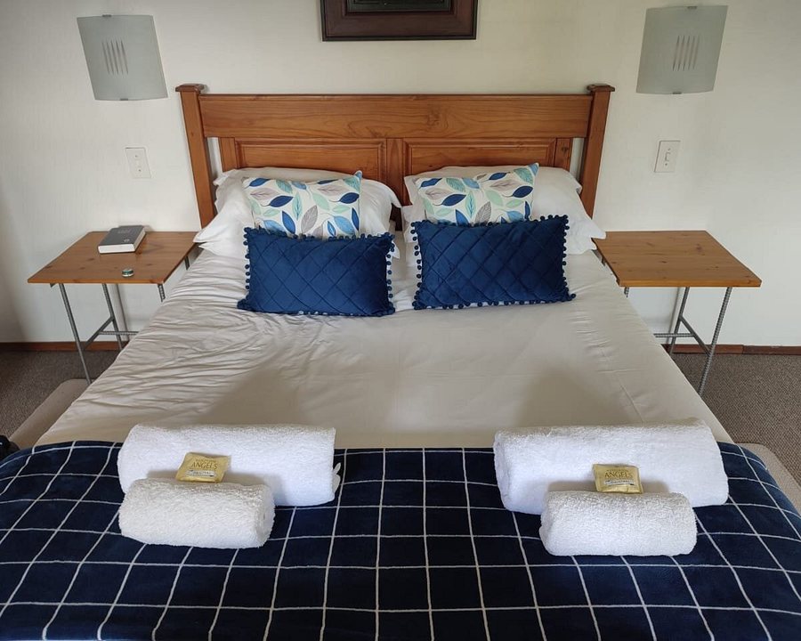 Wyford Farm — Guest room