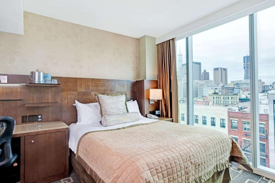 Wyndham Garden Chinatown New York City New York — Guest room