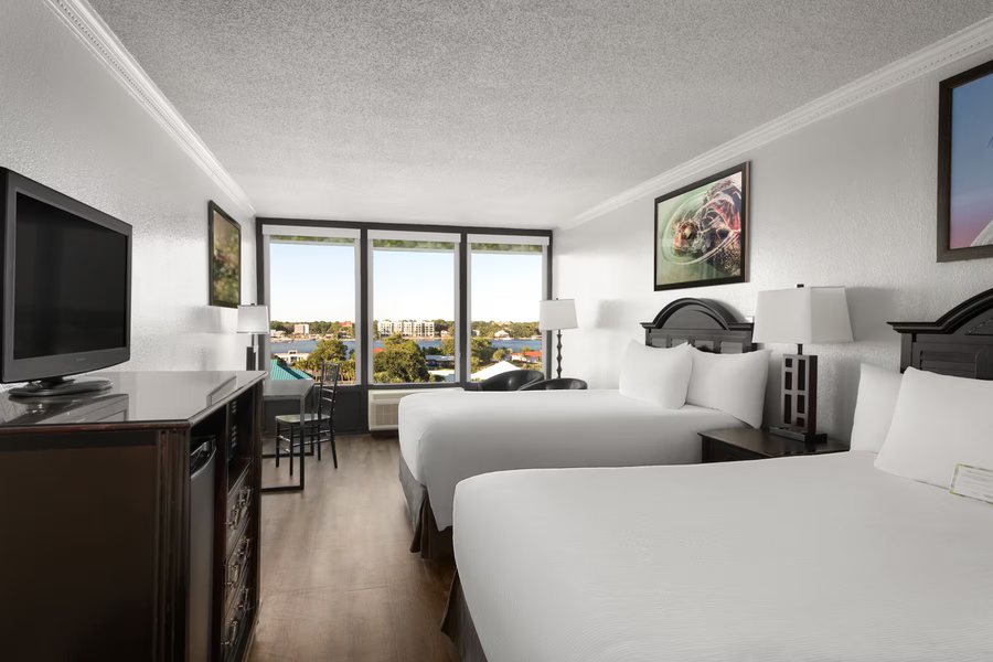 Wyndham Garden Fort Walton Beach — Guest room
