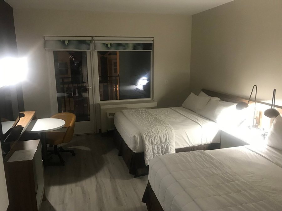 Wyndham Garden North Bergen Near Secaucus — Guest room