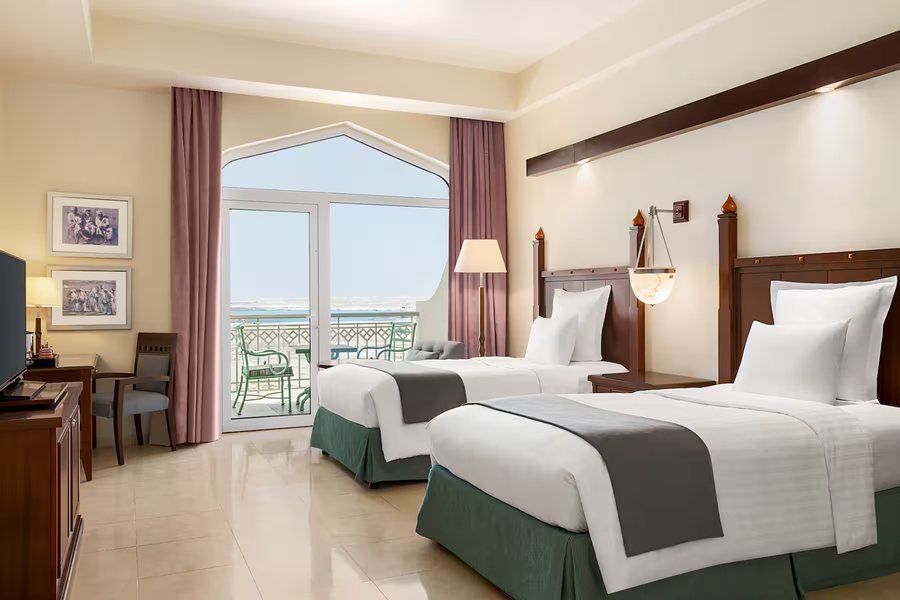 Wyndham Garden Salalah Mirbat — Guest room