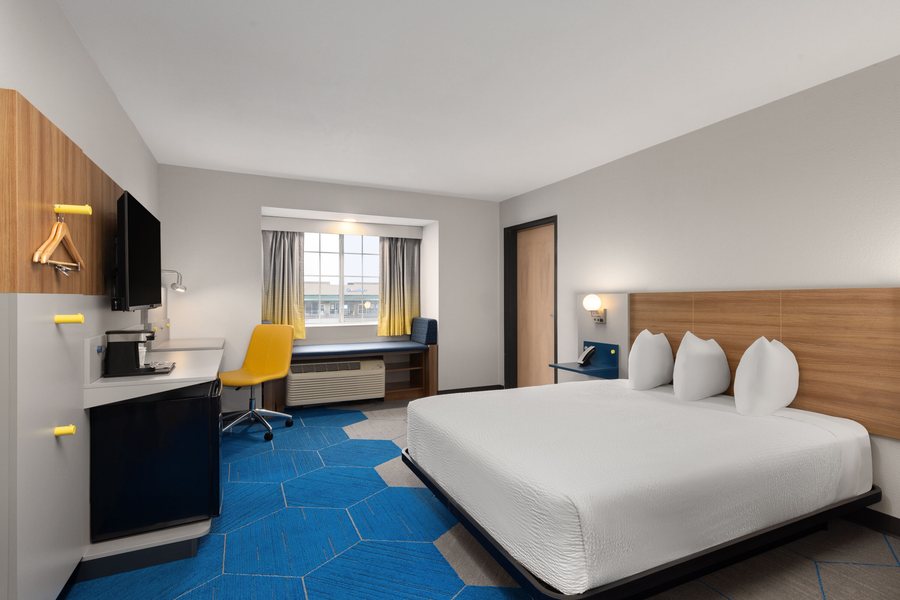 Wyndham Independence — Guest room