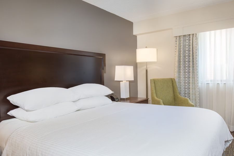 Wyndham Philadelphia Historic District — Guest room