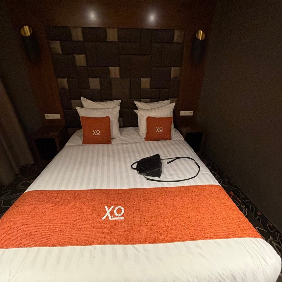 XO Hotels Park West — Guest room