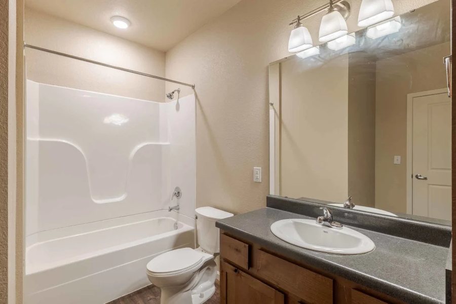 Yampa View Condominiums — Bathroom