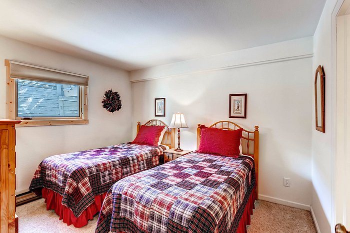 Yampa View Condominiums — Guest room