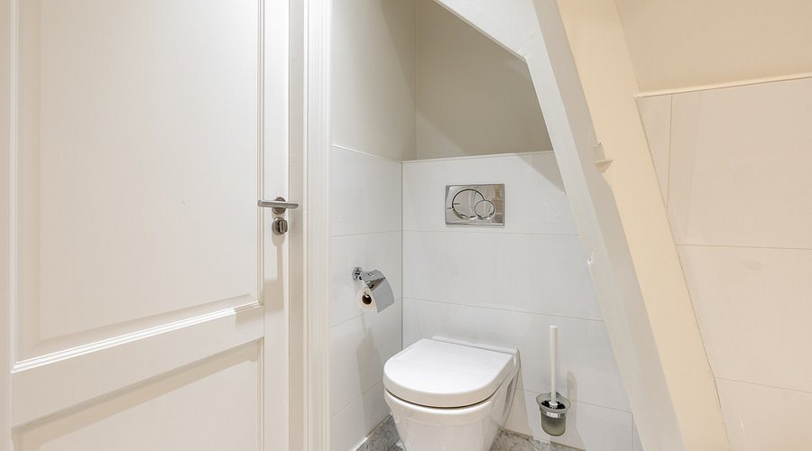 YAYS Amsterdam Maritime by Numa — Bathroom