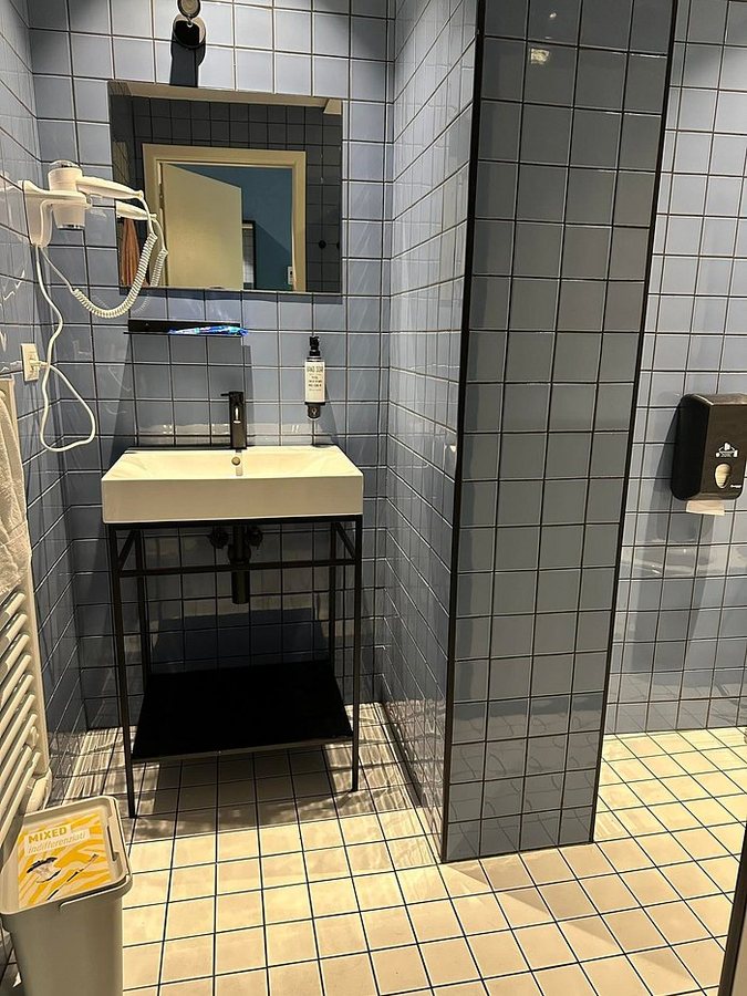Yellowsquare Florence — Bathroom