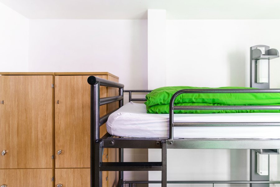 YHA London Central — Guest room
