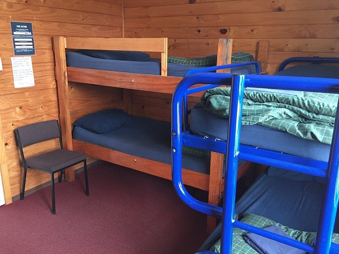 YHA Waitomo Juno Hall Backpackers — Guest room