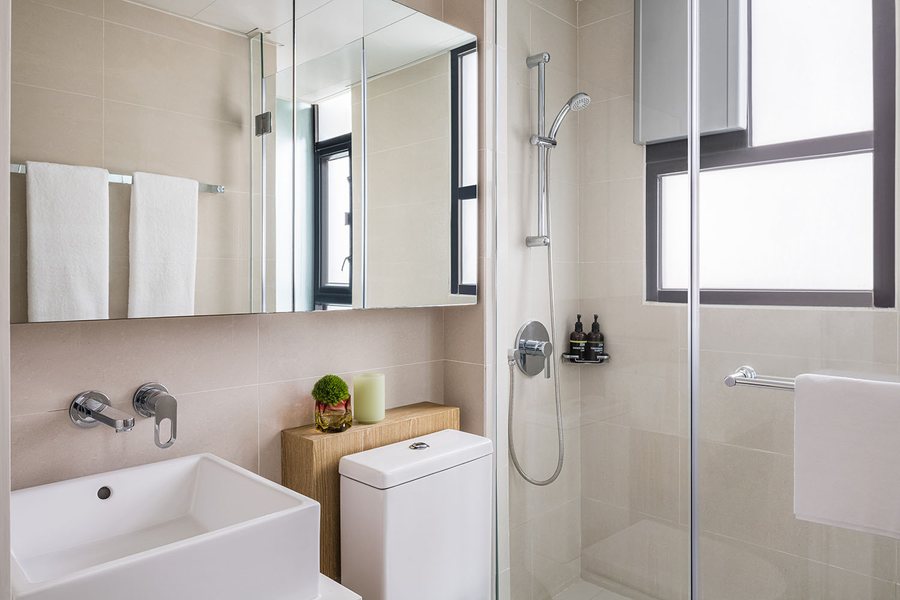 Ying nFlo Hong Kong Wan Chai — Bathroom