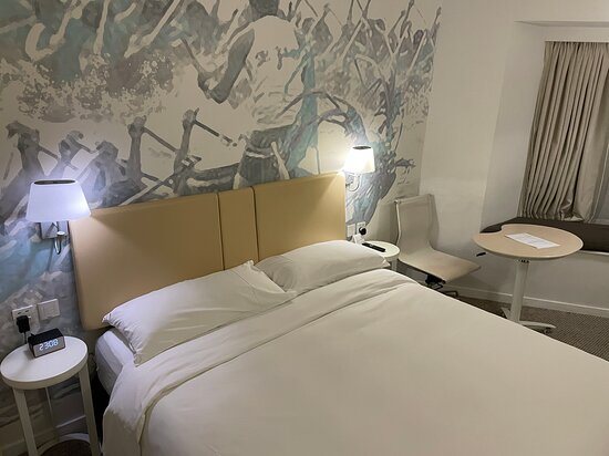 Ying nFlo Wesley Admiralty Hong Kong — Guest room
