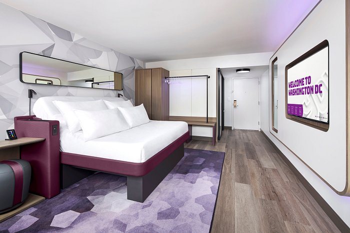 YOTEL Washington DC — Guest room