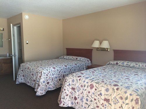 Young s Motel — Guest room