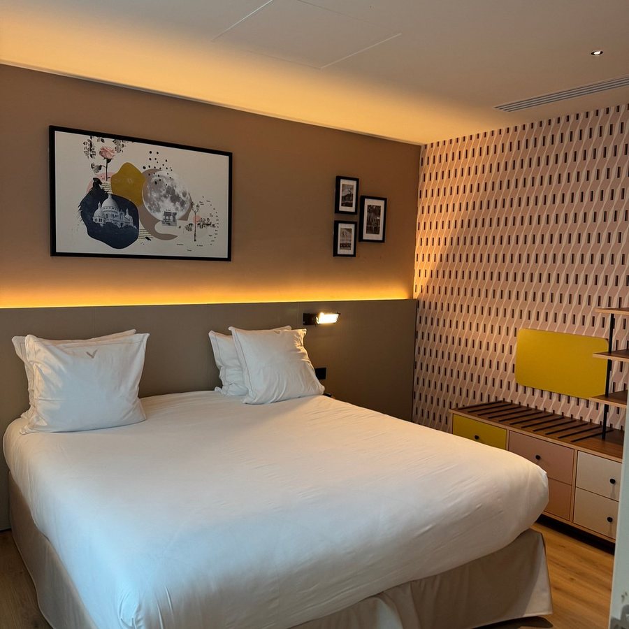 Yuna Montmartre — Guest room