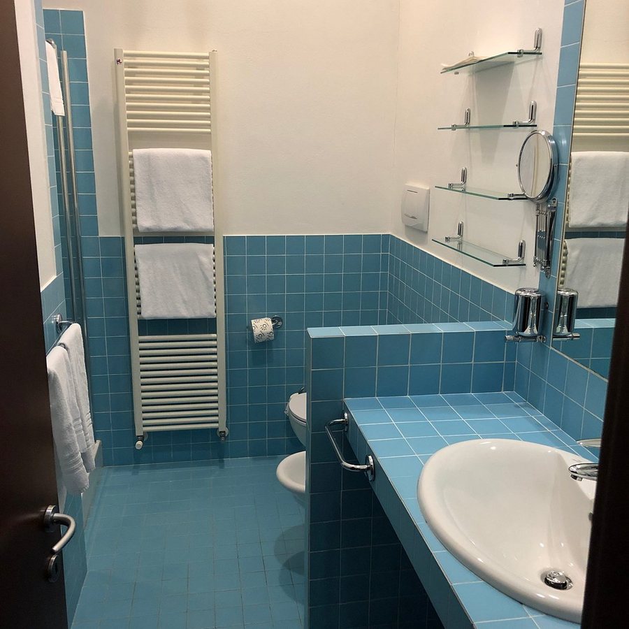 Zaguri B B — Bathroom