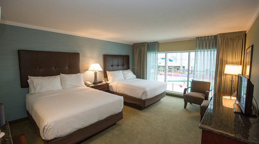 Zehnders Splash Village — Guest room