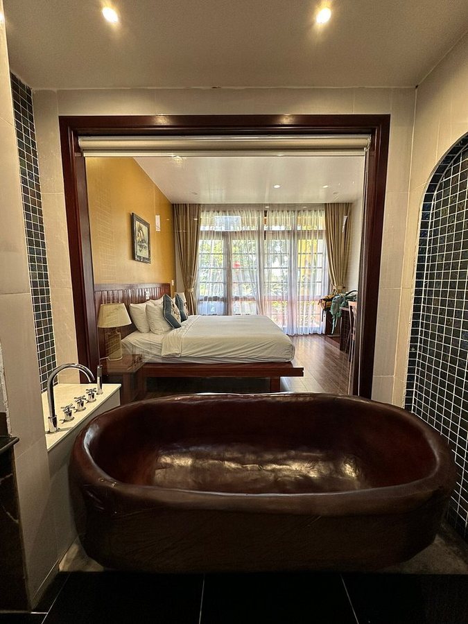 Zen Retreat Hoi An — Bathroom