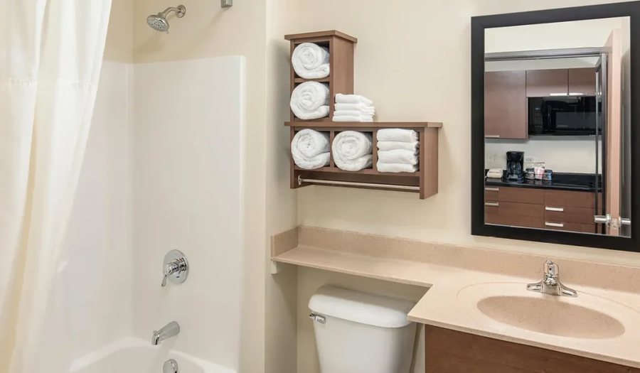 Zion Glamping Adventures — Bathroom