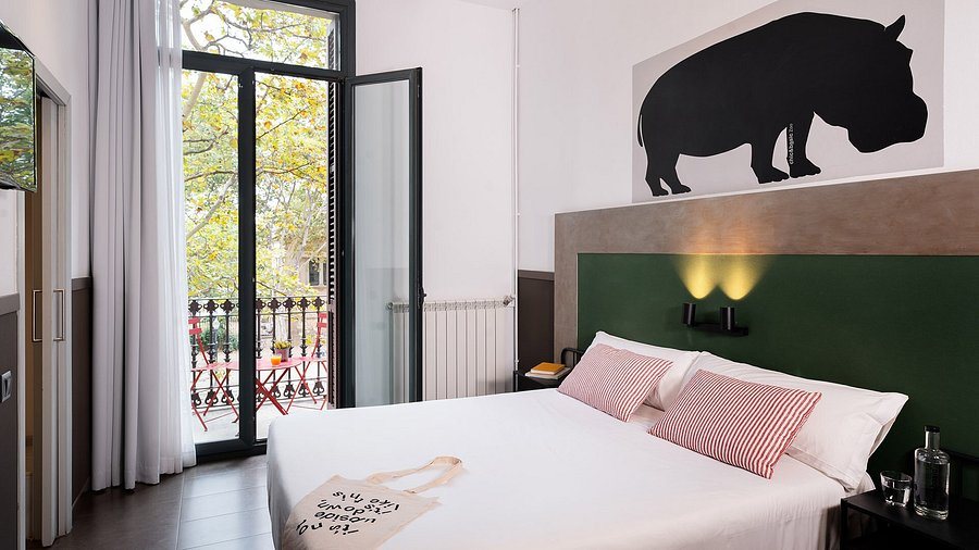 Zoo Rooms Barcelona Catalonia — Guest room