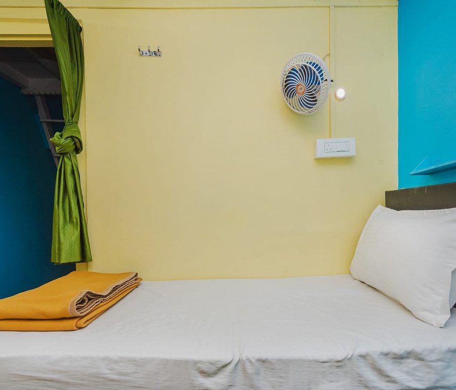Zostel Mumbai — Guest room