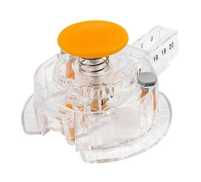 Fiskars Circle Cutter with 3 Replacement Blades - 1" to 8 Cut Length - Arts and Crafts Paper Cutter - Clear/Orange