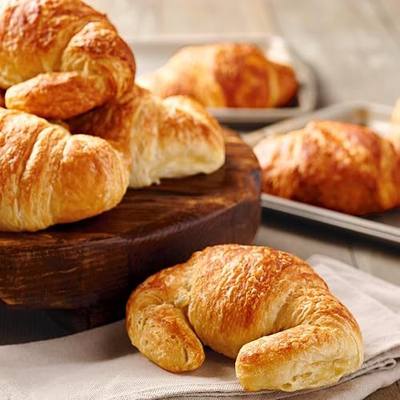 SeaBear Bake-at-Home Jumbo Croissants – 18 Buttery French Bakery-Style Croissants, Pastries for Breakfast & Brunch