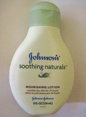 Johnson's Soothing Naturals Nourishing Lotion 8 oz