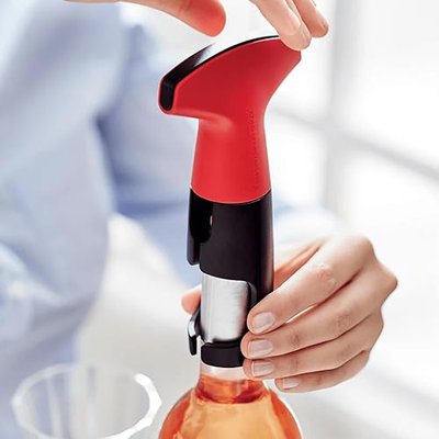 Tupperware Corkscrew (1, Red)